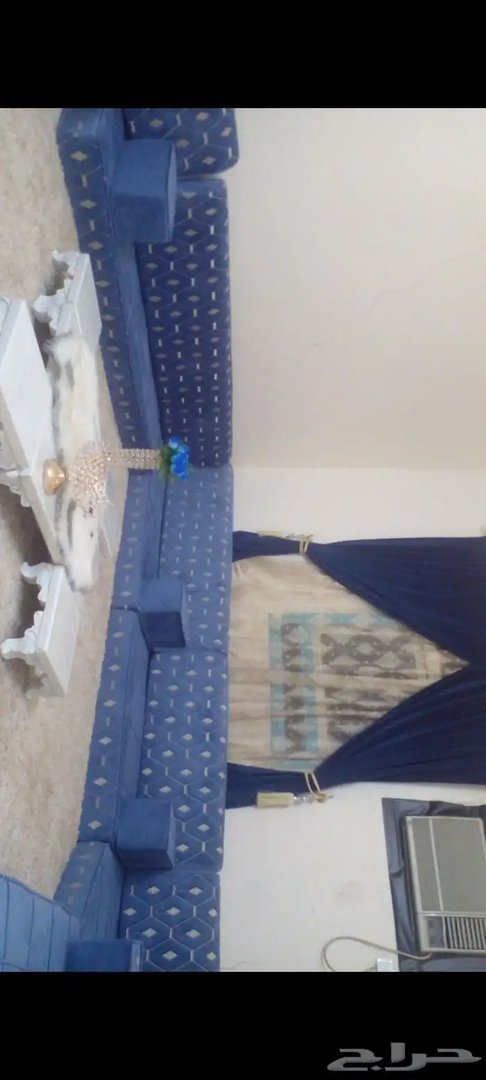 كنب ارضي مع الطاولات 0