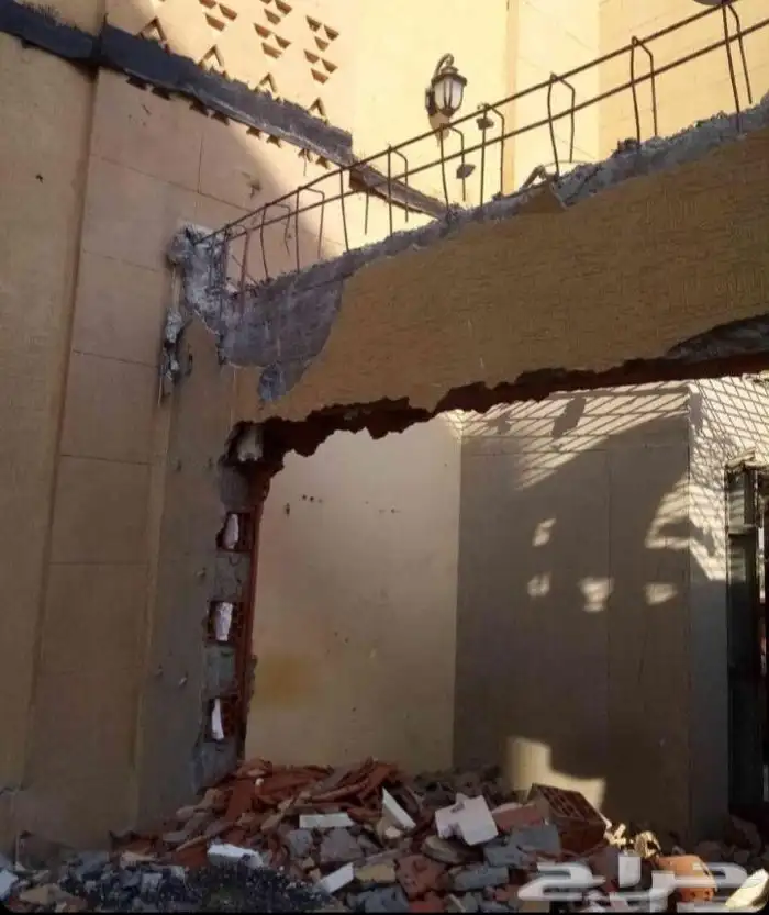 تكسير جدران وترحيل مخلفات وشغل لياسه وقص الخرصانه بل منشار 0