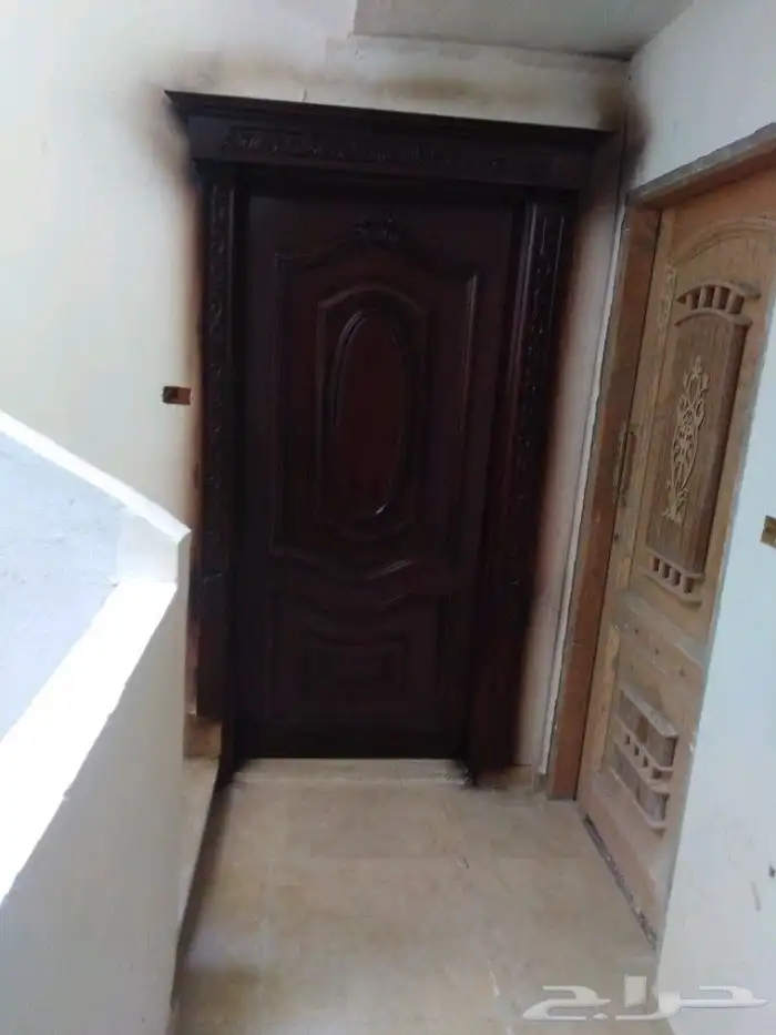دهان وصباغ أبواب خشبيه وحديديه وتربزينات وغرف نوم 2