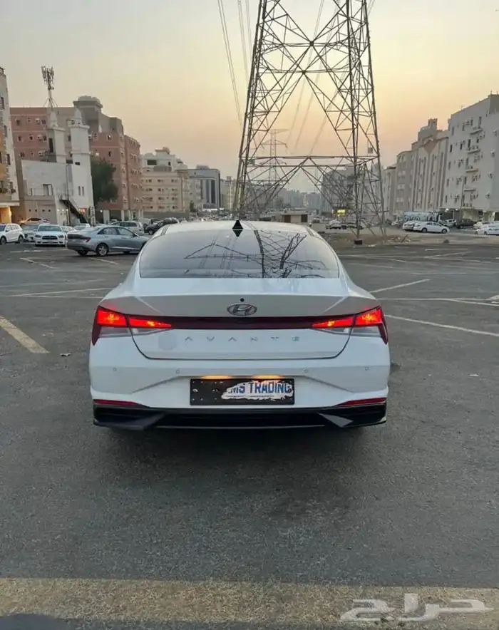 هيونداي النترا 4