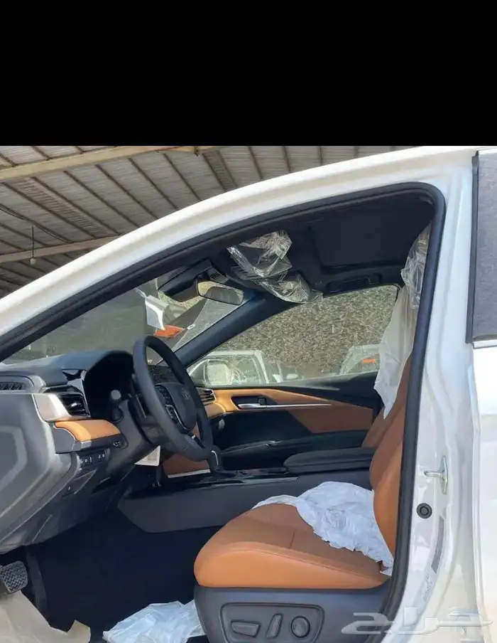 كامري LE نص فل هايبرد 2025 9