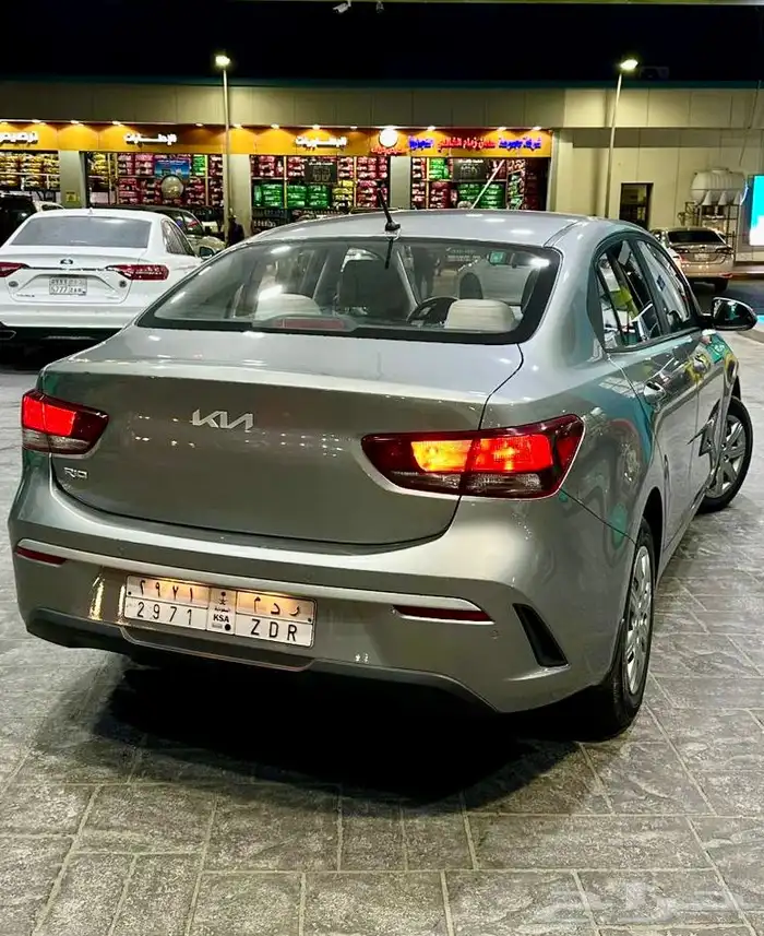 كيا ريو 2022 3