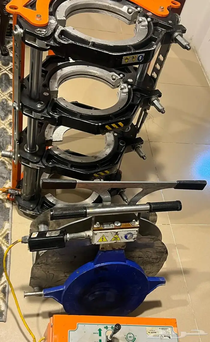 ماكينة لحام مواصير بولي ايثلين هيدوليكي 4