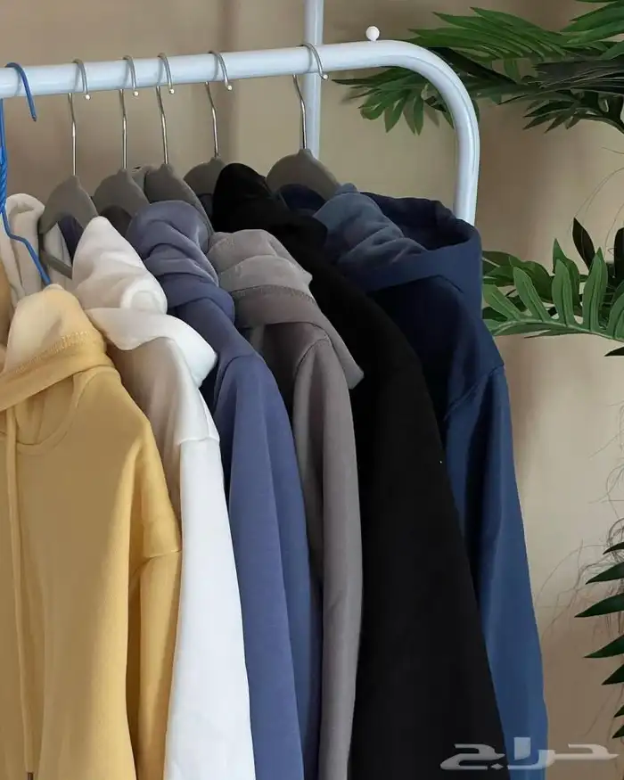 تيشرتات وبلوفرات مع طباعة شعارات الانديه 35