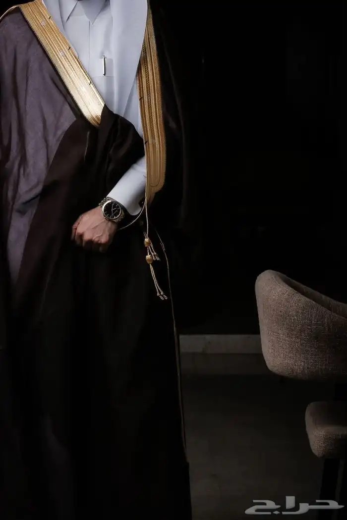 مصور فوتوغرافي . 8