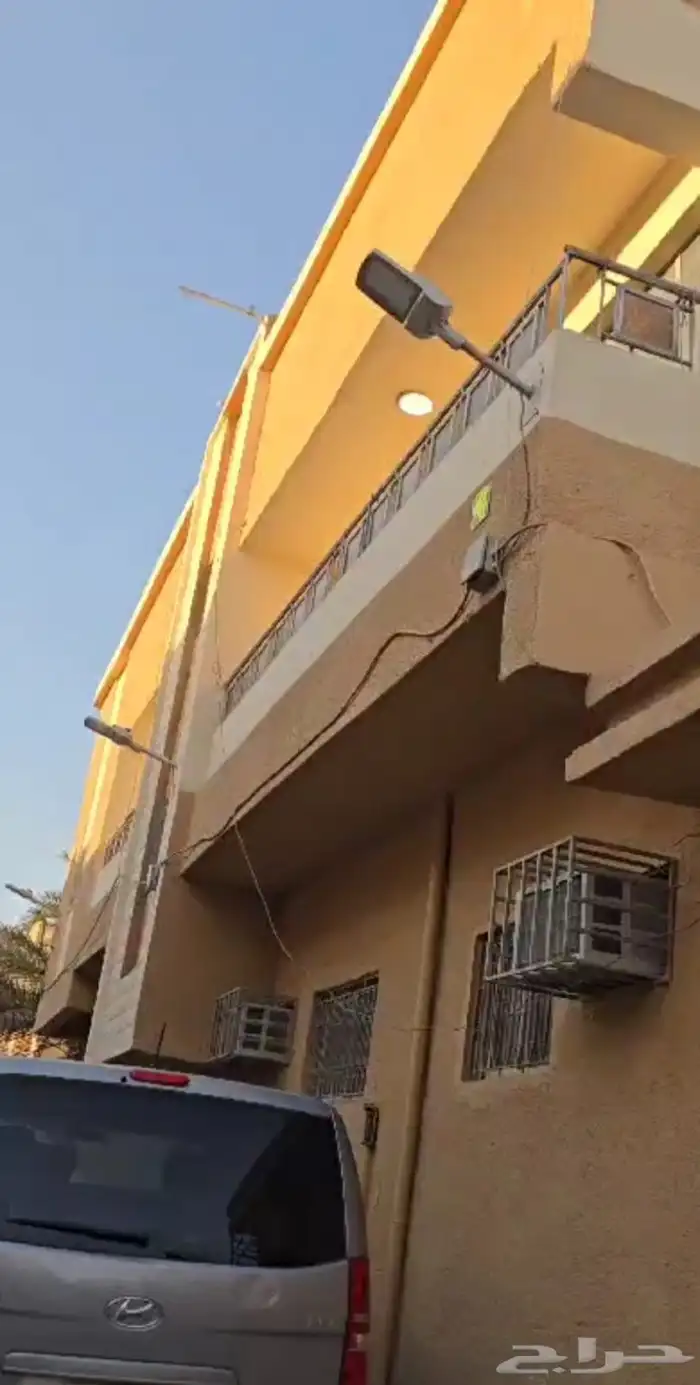 للبيع عمارة مرممة ومؤجرة لشركة 0