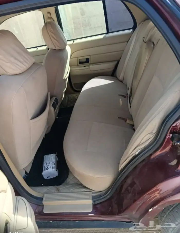 فورد فكتوريا 2010 10