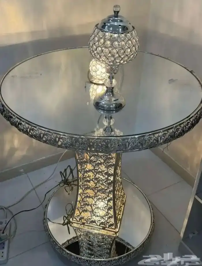 طاوله جديده مستعمله مره وحده فقط 0