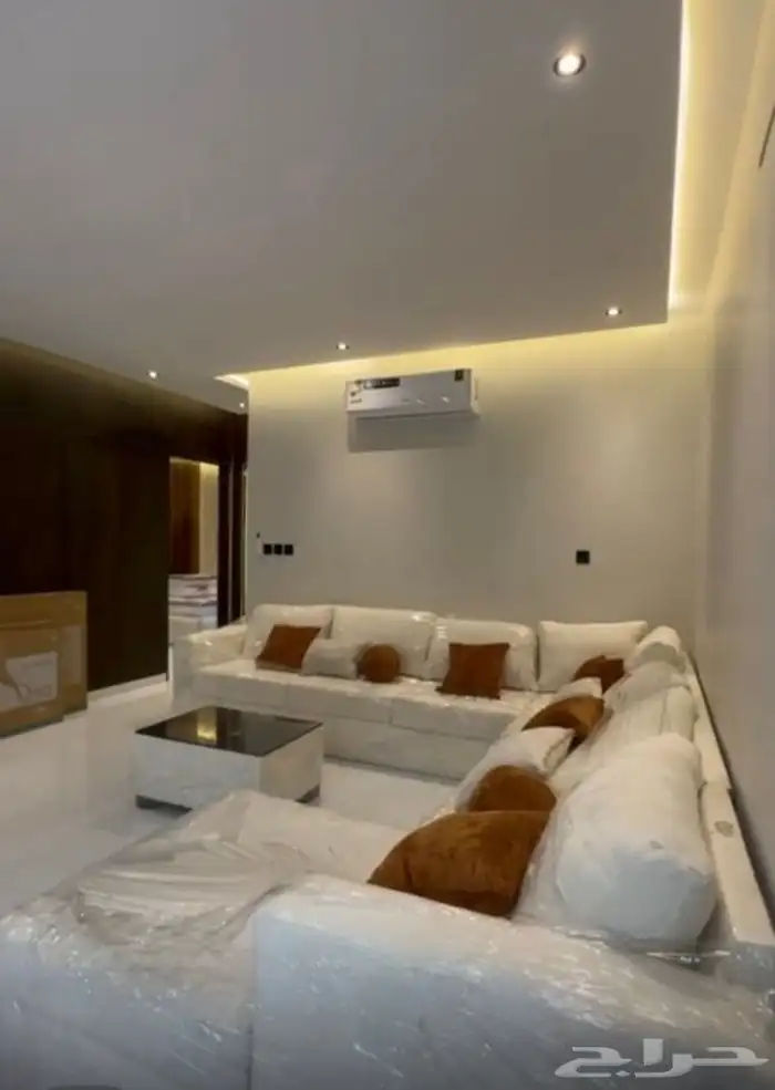 دور مؤثث جاهز للسكن والاستثمار في حي القمريه ب 695 فقط 0