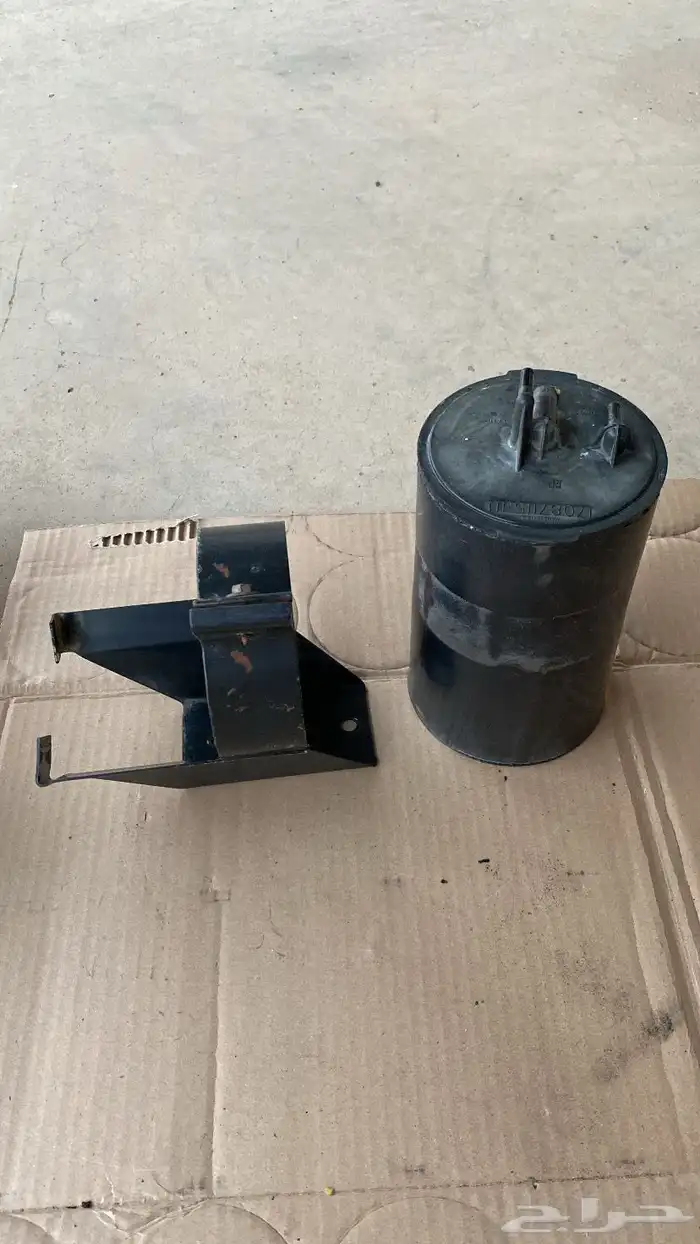 للبيع قطع غيار جمس كلاسيك أصلي 26