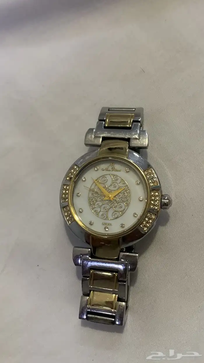 ساعه نسائيه جميله مستعمل 0
