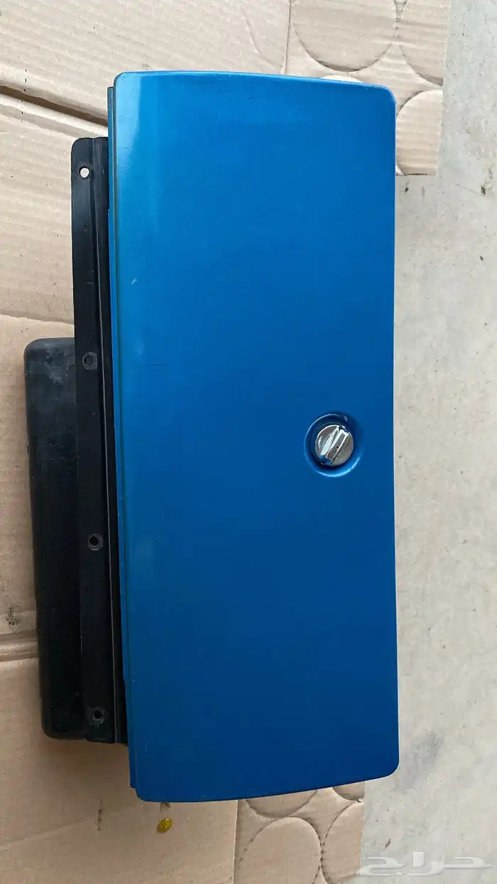 للبيع قطع غيار جمس كلاسيك أصلي 28