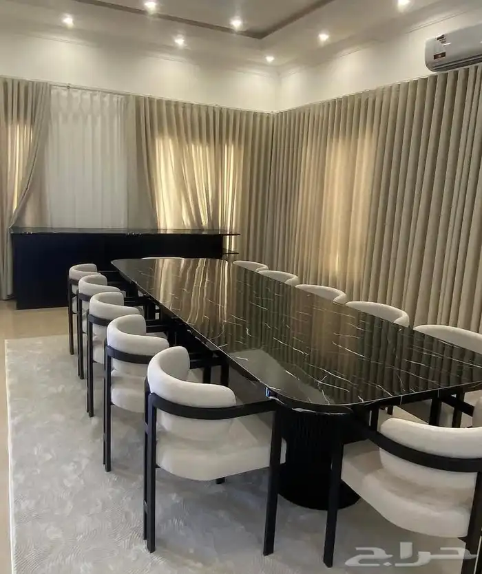 متجر لاين باريس تفصيل اجود انواع طاولات 0