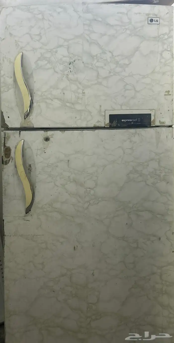 تلاجه اكل سبب البيع كبيره جدا عن المكان 2