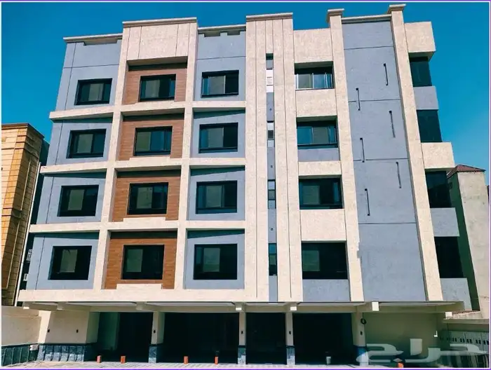 للبيع شقة 5 غرف حي المروة 0