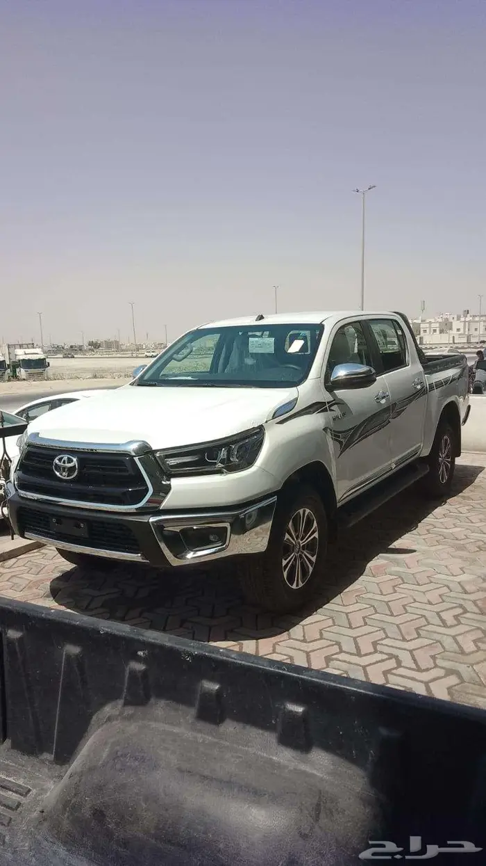 هايلوكس بنزين GLX 2025 دبل 0