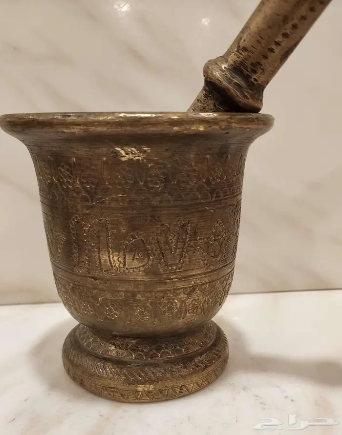تم البيع نجر عزبه صوته يجمل عليه كتابات ونقوش 1957 3