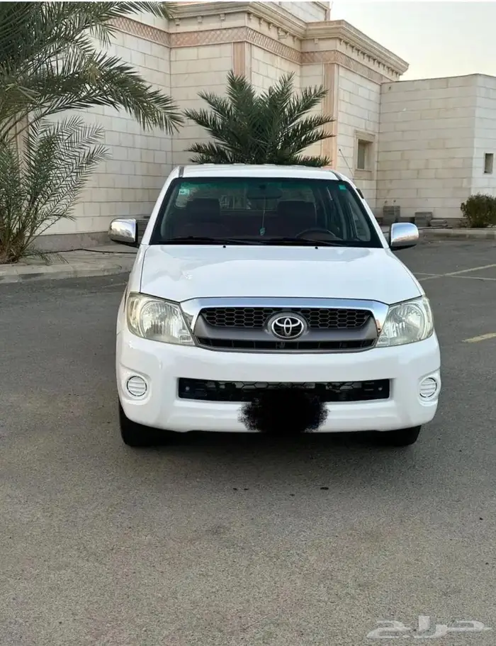 للبيع هايلوكس غمارتين اتوماتيك 2010 GL 2