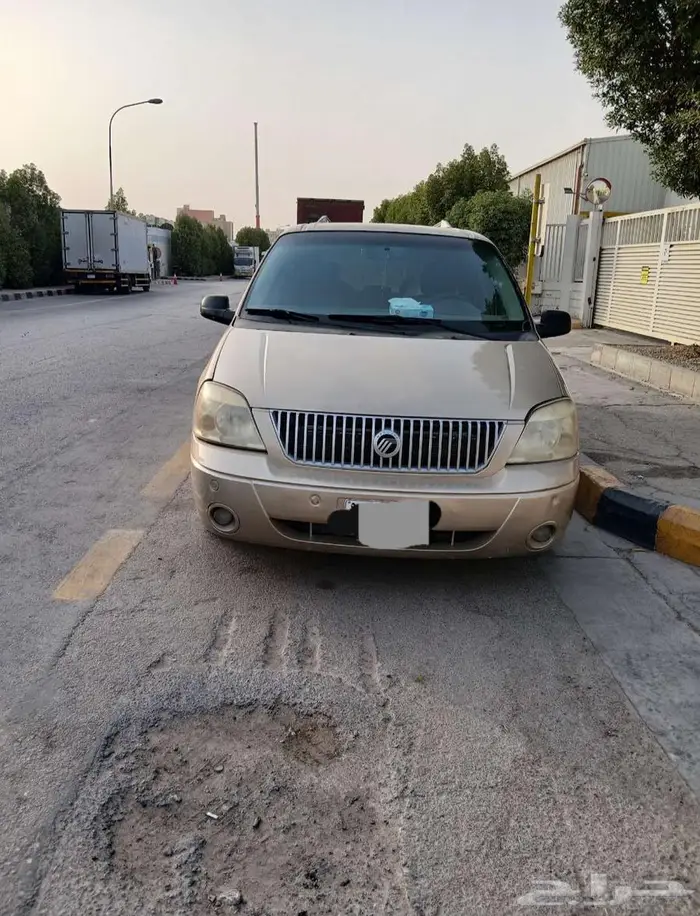 الخرج فان 2007 للبيع نضيف 2