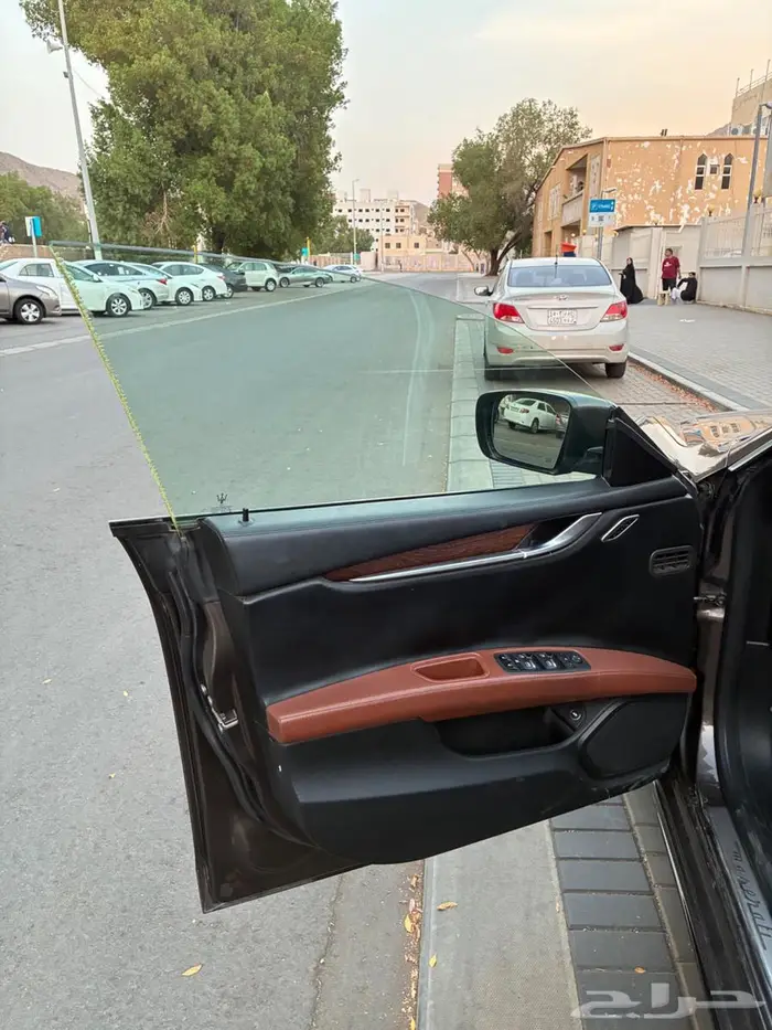 مازاراتي جبلي ممشى قليل بحاله ممتازه 6