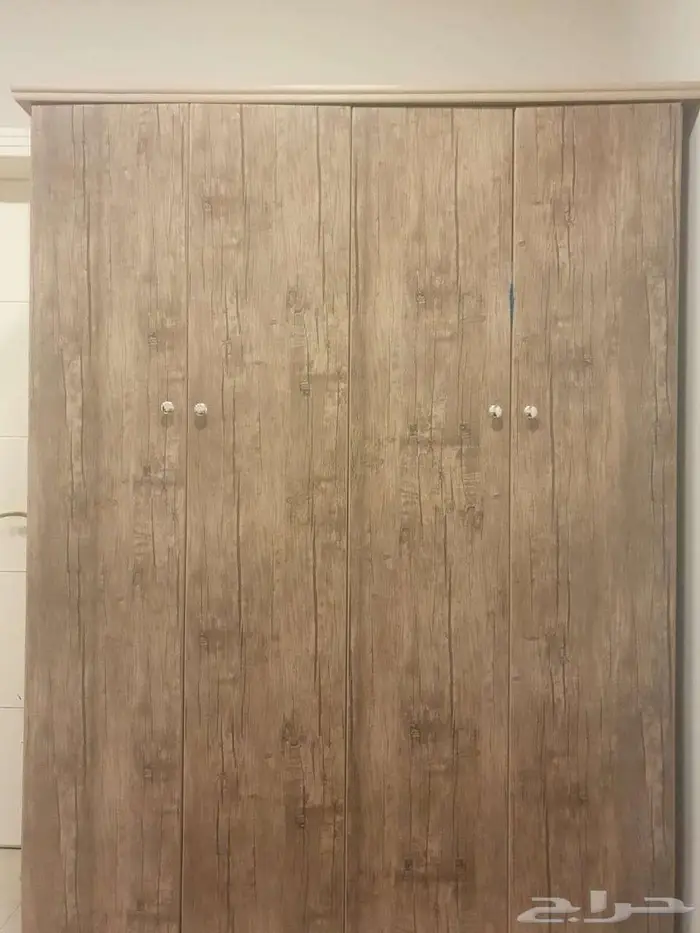 للبيع غرفة نوم نفر دولاب و سرير و 2 كومودينو فقط 350 ريال 2