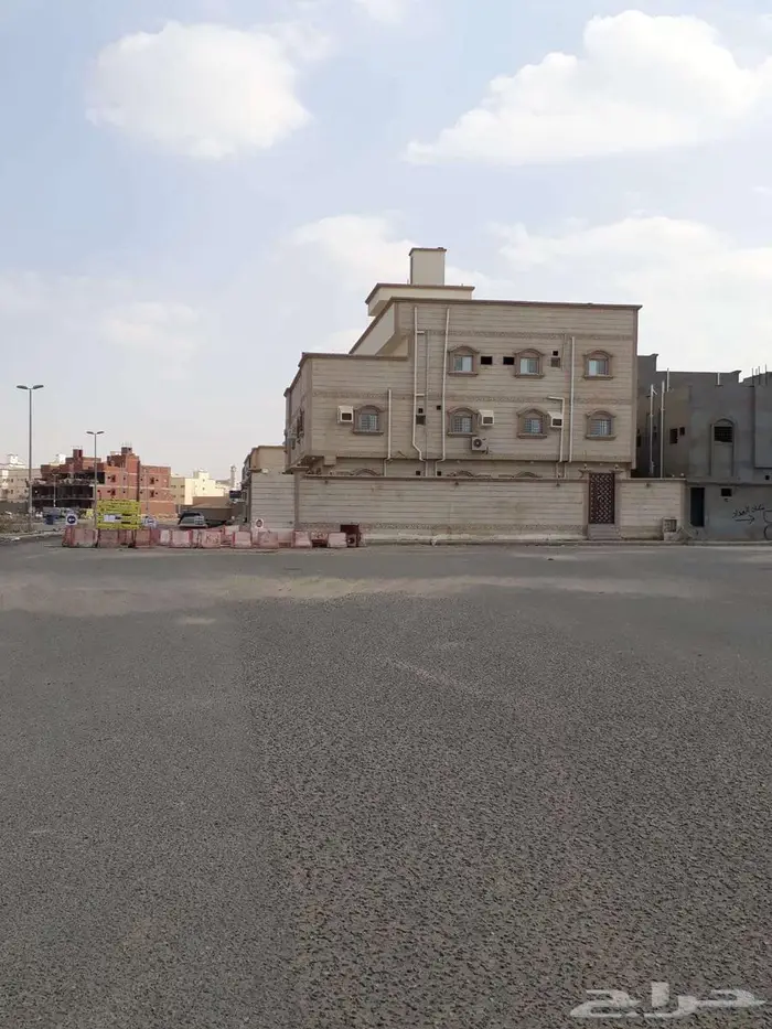 عمارة للبيع في جدة حي السنابل 1