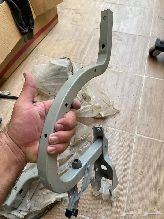 مفصلات باب شنطه اكسنت جديده لم تستخدم 0