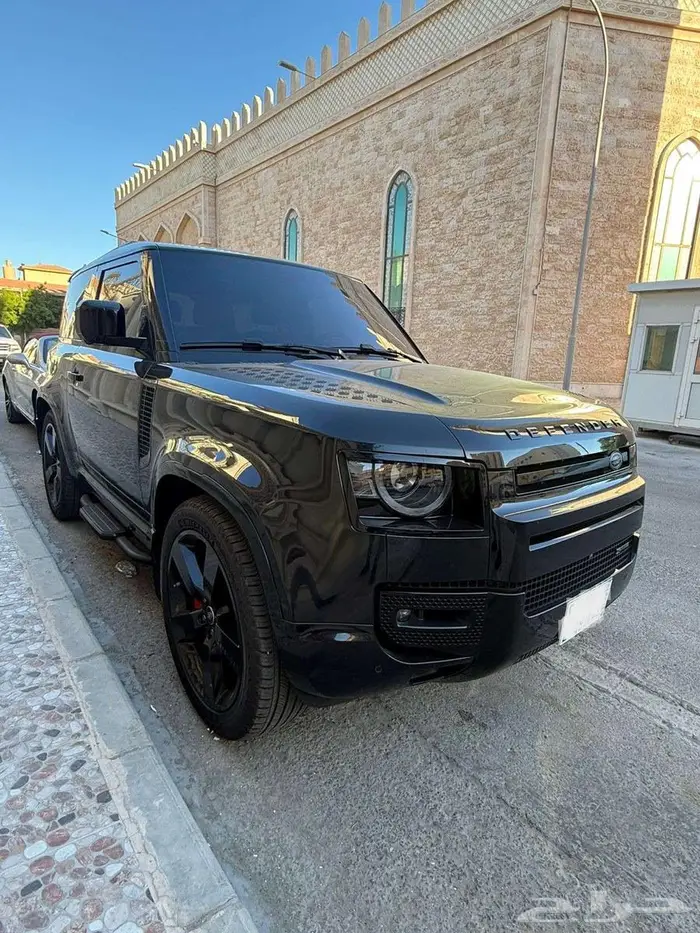 ديفندر 2