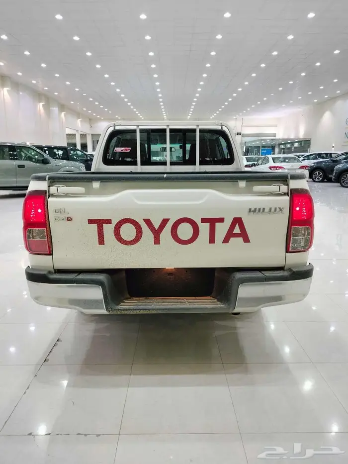 هايلوكس غمارتين بدون دبل ديزل 2025 سعودى 3