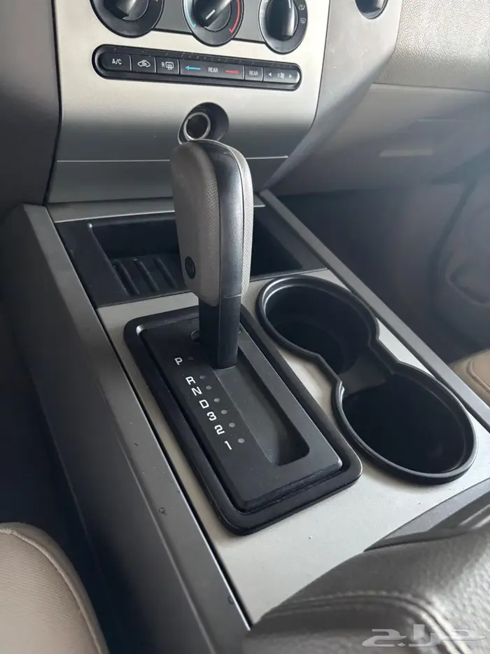 فورد اكسبيدشن موديل 2013 دبل سعودي ماشي 142 الف كيلو 8