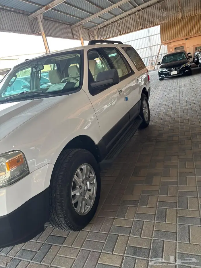 فورد اكسبيدشن موديل 2013 دبل سعودي ماشي 142 الف كيلو 6