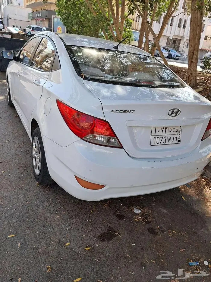 Automatic Hyundai accent 2017 1