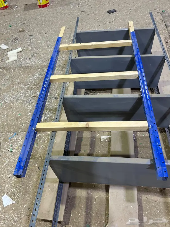 للبيع ارفف تخزين حديد 1