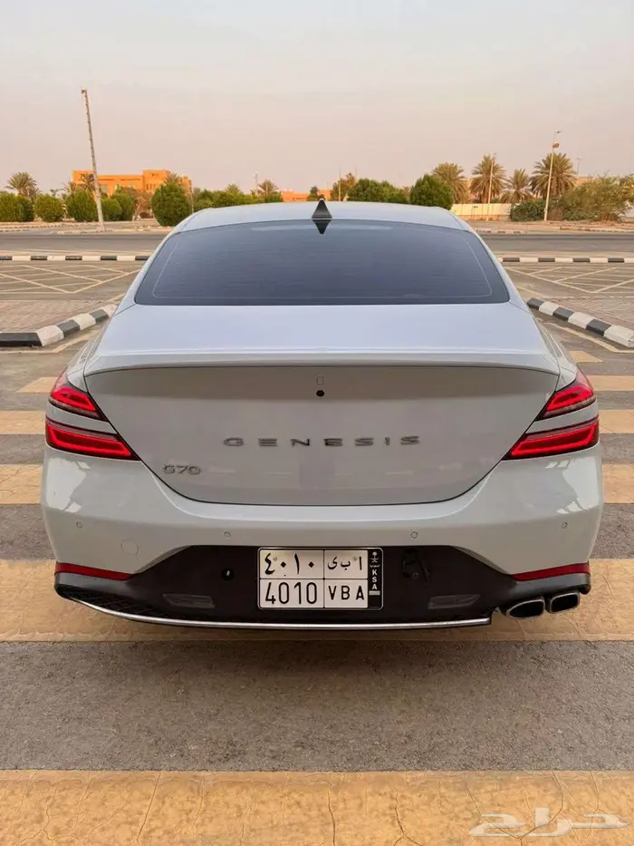 جنسس G70 2021 نظيفة جدا بوضع الوكالة شبه جديد 9