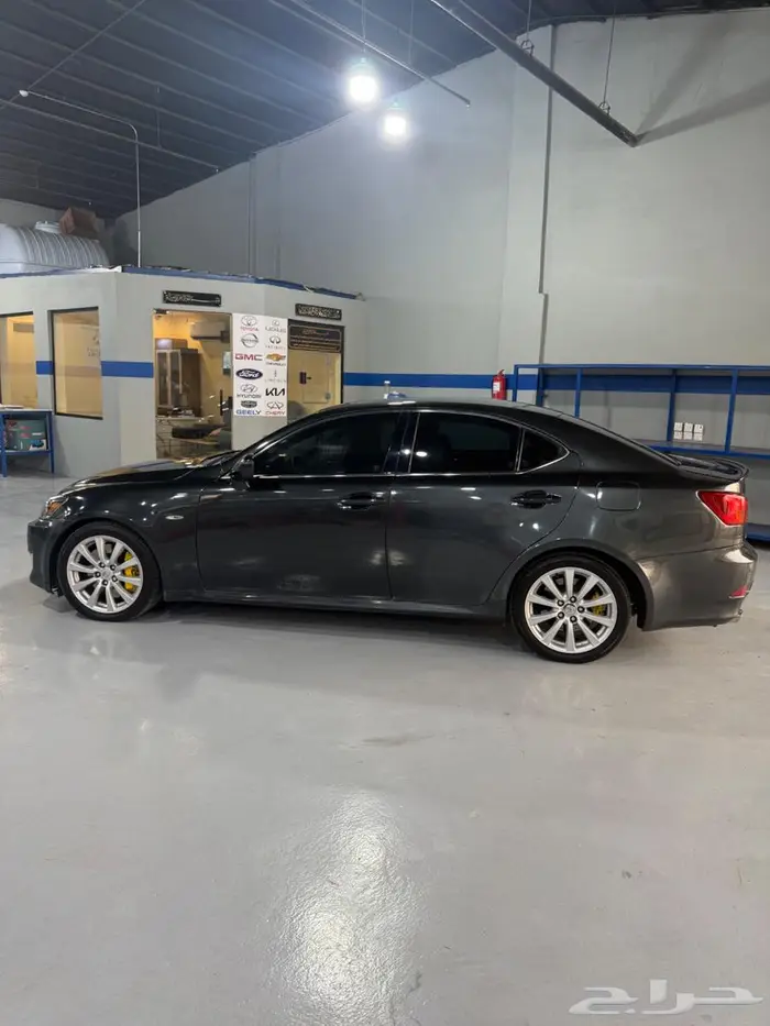 Lexus is 300 16