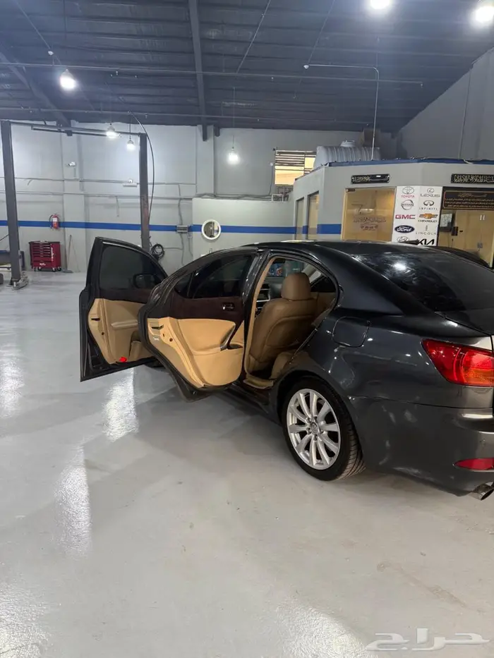 Lexus is 300 19