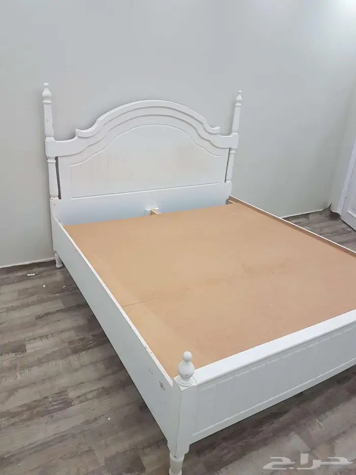 سرير نفرين ايكيا نظيف وسليم 3