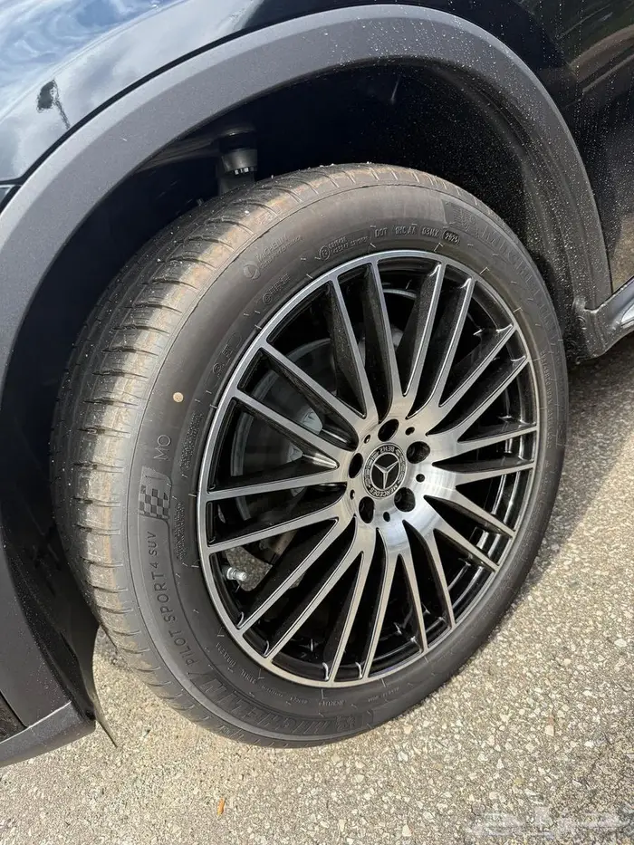 للبيع مرسيدس 2026 GLC300 كوبيه 8