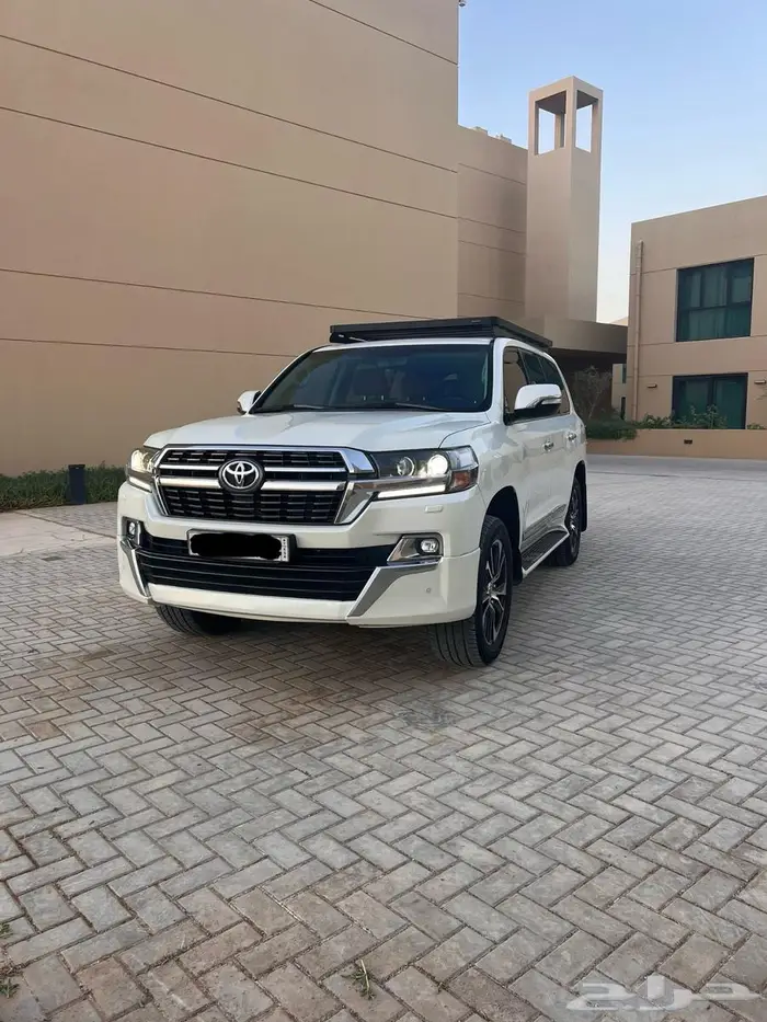 Land Cruiser GXR Grand Touring 2021 0