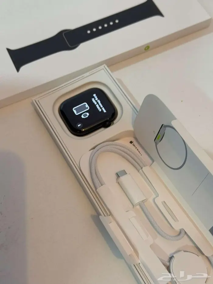 بيع مستعجل   Apple Watch Series 10   مقاس 46 مم 6