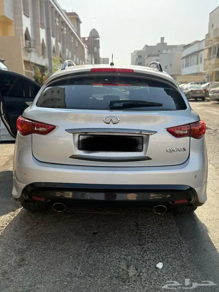 انفنتي QX70S 2015 1
