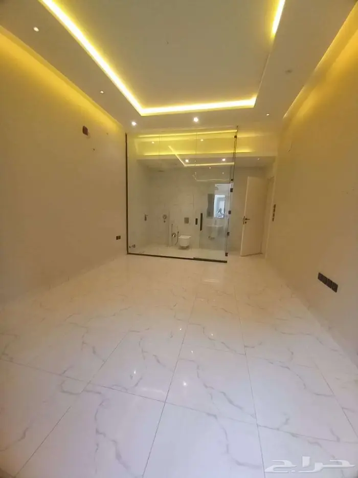 شقق فاخرة للإيجار   حي لبن   تشطيب VIP 3