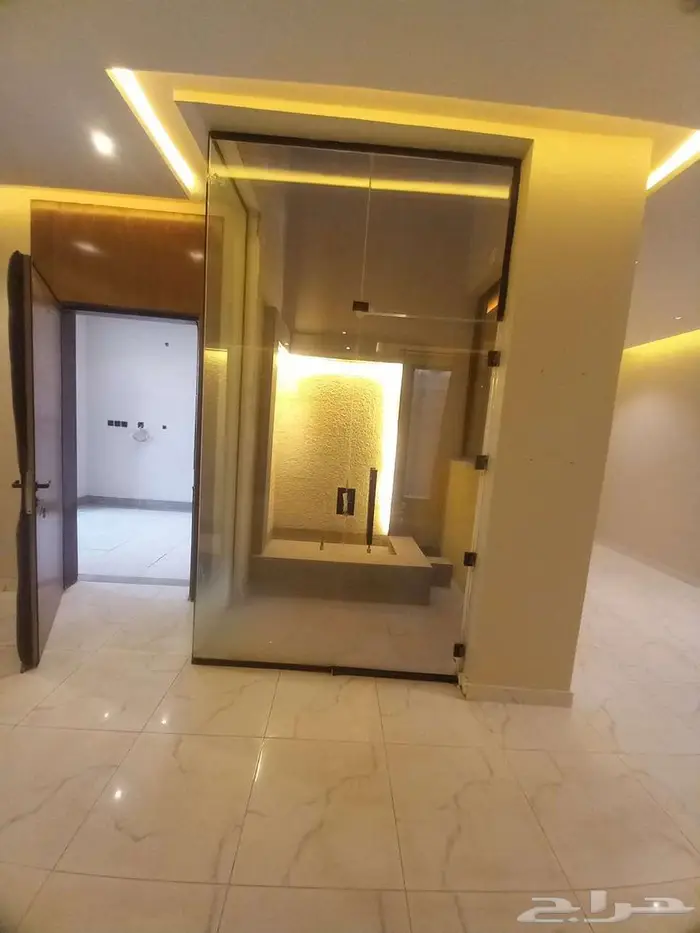 شقق فاخرة للإيجار   حي لبن   تشطيب VIP 10
