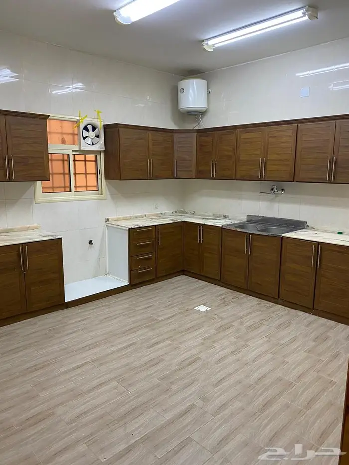 شقة سكنية للإيجار في أبها حي المروج 7