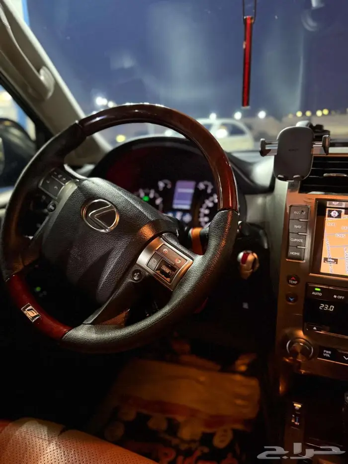 جيب لكزس GX460 موديل 2014 فل كامل 7