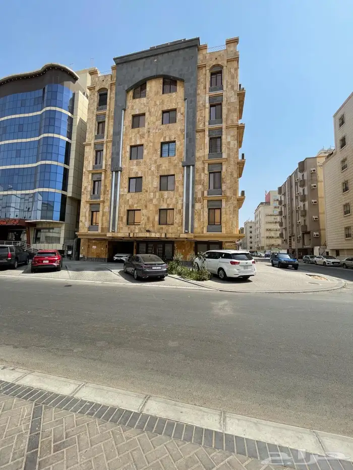 شقة استوديو مؤثثة فاخرة جدا 0