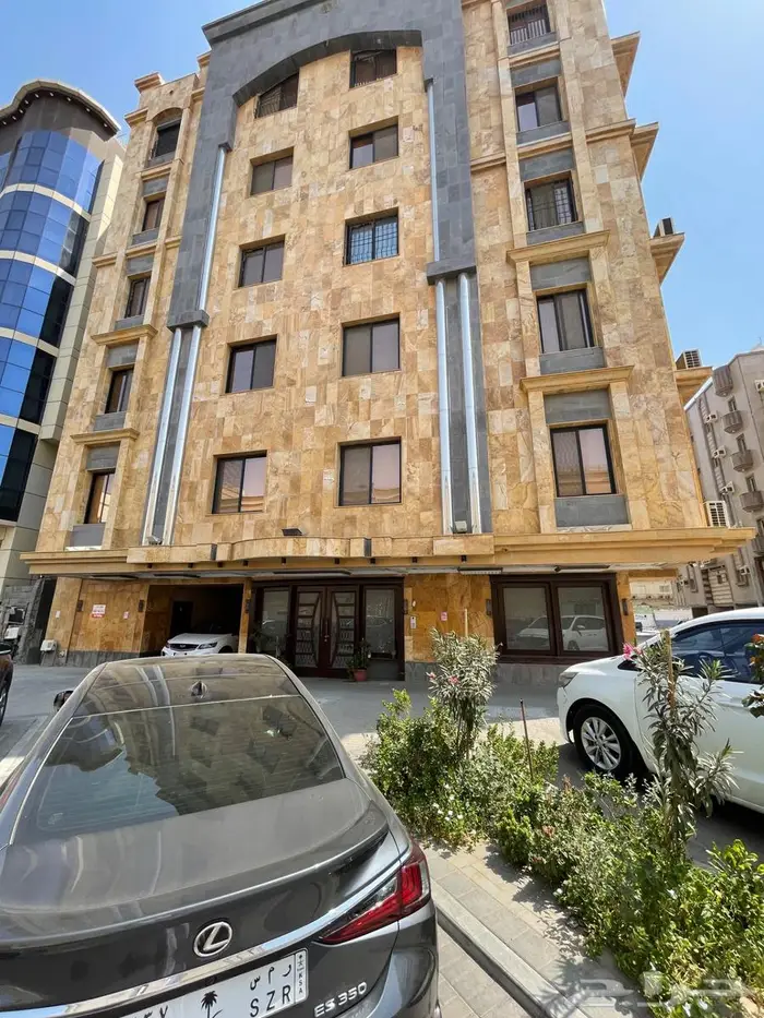 شقة استوديو مؤثثة فاخرة جدا 2
