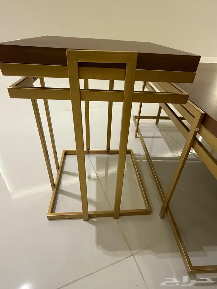 طاوله للبيع 2