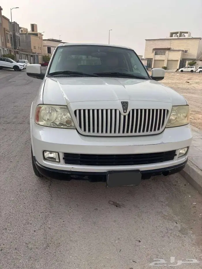 نافجيتور لينكون لمتيد قصير 8 سلندر فل كامل 4