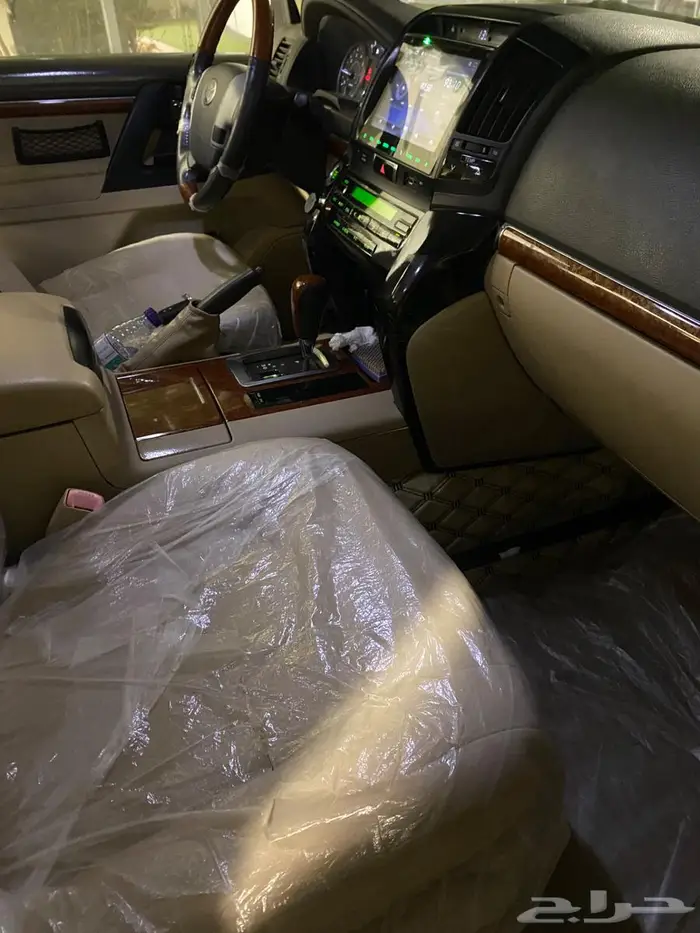 للبيع لاندكروزر 2014 10